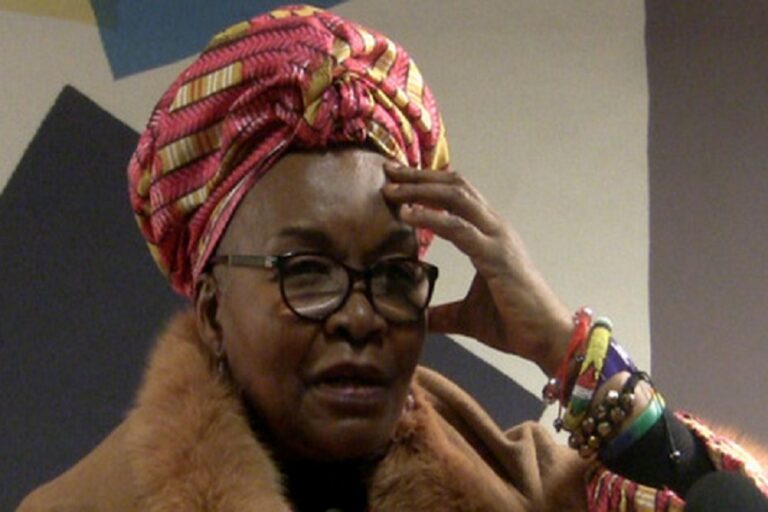 Affaire REDHAC : Me Alice Nkom condamnée à un an avec sursis pour bris de scellés à Douala